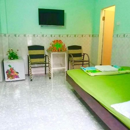 Thuy Hang Motel Лонг Хай Екстериор снимка